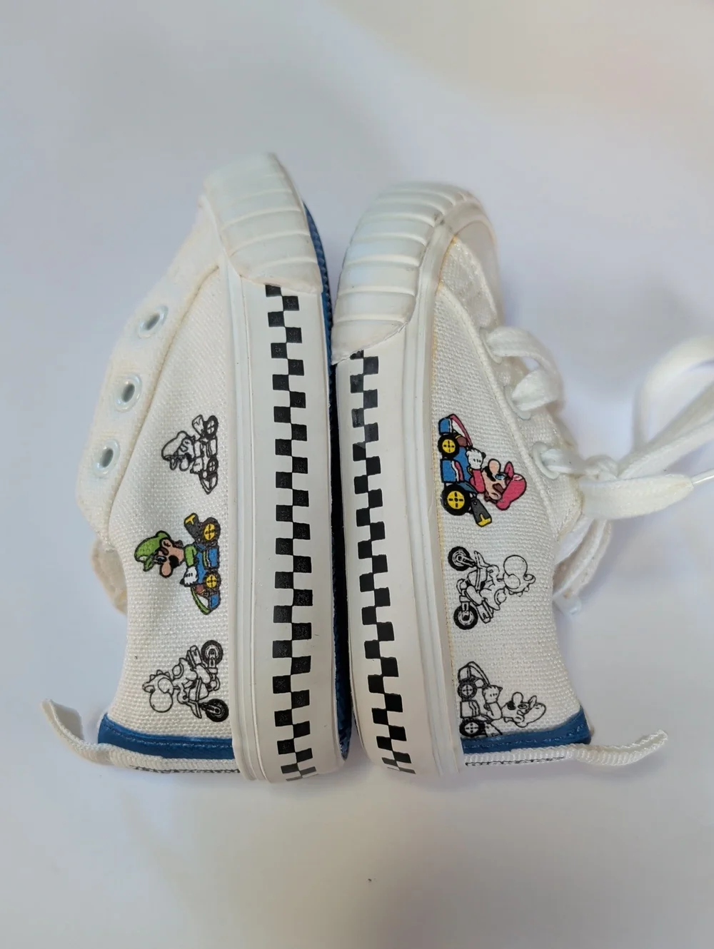 Zara, Kids Mario Kart Sneakers. Euro Sz 19 (3.5-4). *MISSING ONE SHOELACE*
